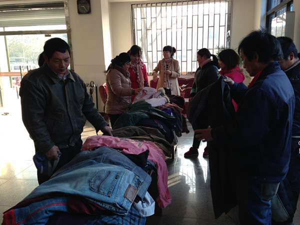 张家港市南沙社区开展邻里守望志愿服务活动