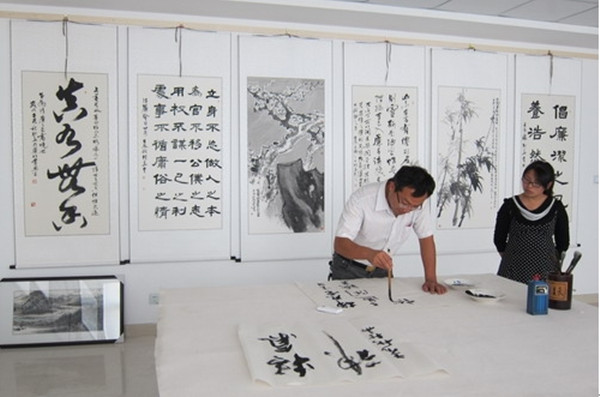 大新镇长丰社区创建村级社区个性化书画工作室